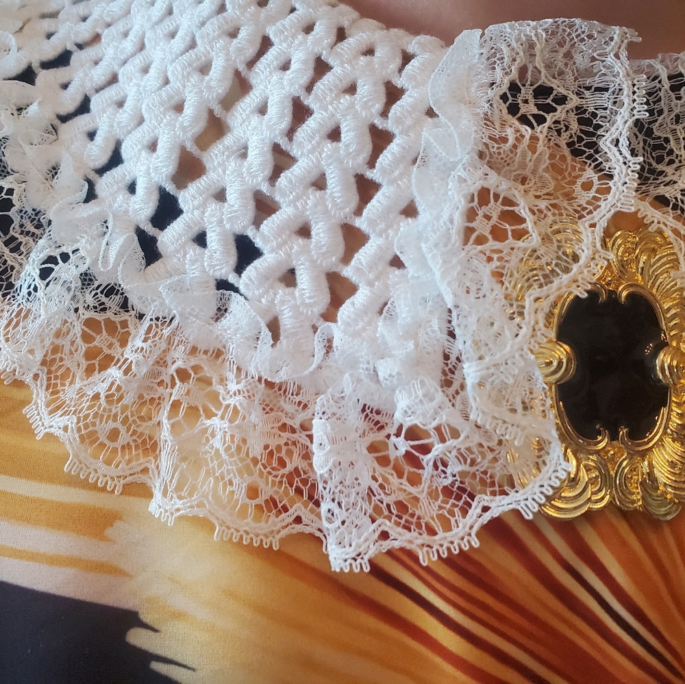 Dress - Picture 3 of 16